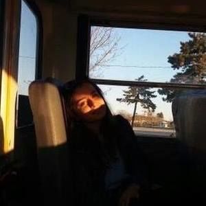 Meet your Posher, Zahra